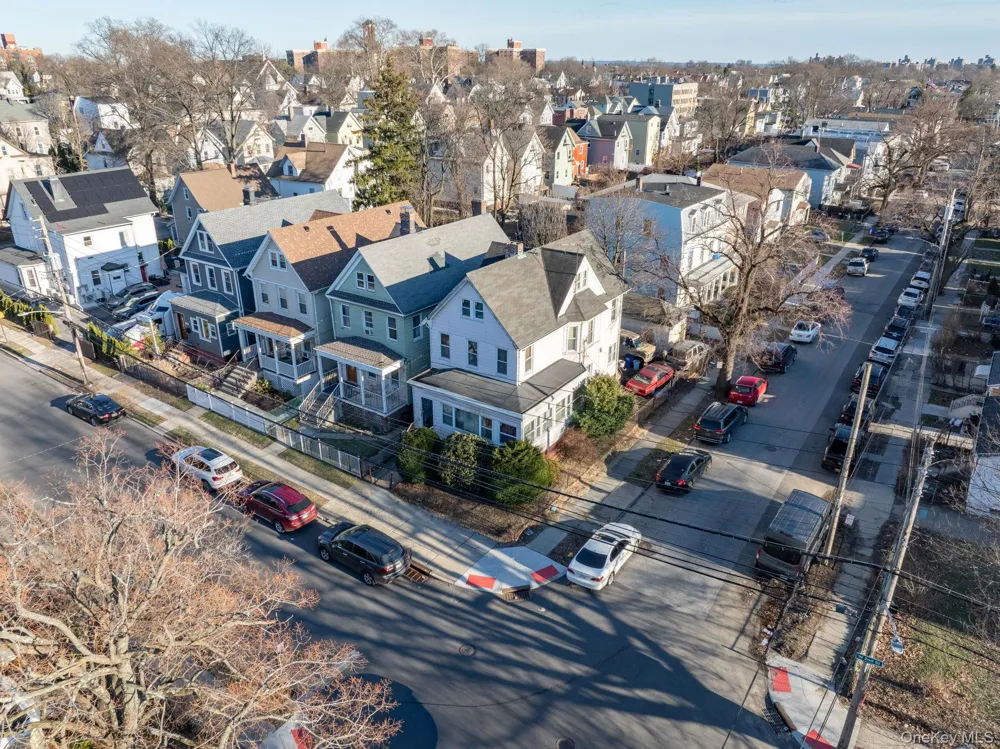 164 W 2nd Street Mount Vernon, NY 10550