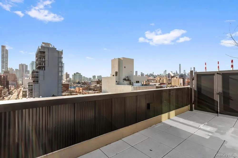 37-40 27th Street #7C Long Island City, NY 11101