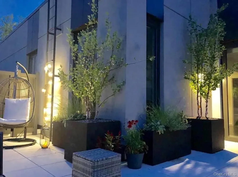 37-40 27th Street #7C Long Island City, NY 11101