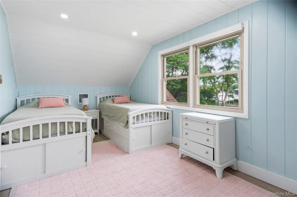 23 Scallop Lane South Jamesport, NY 11970