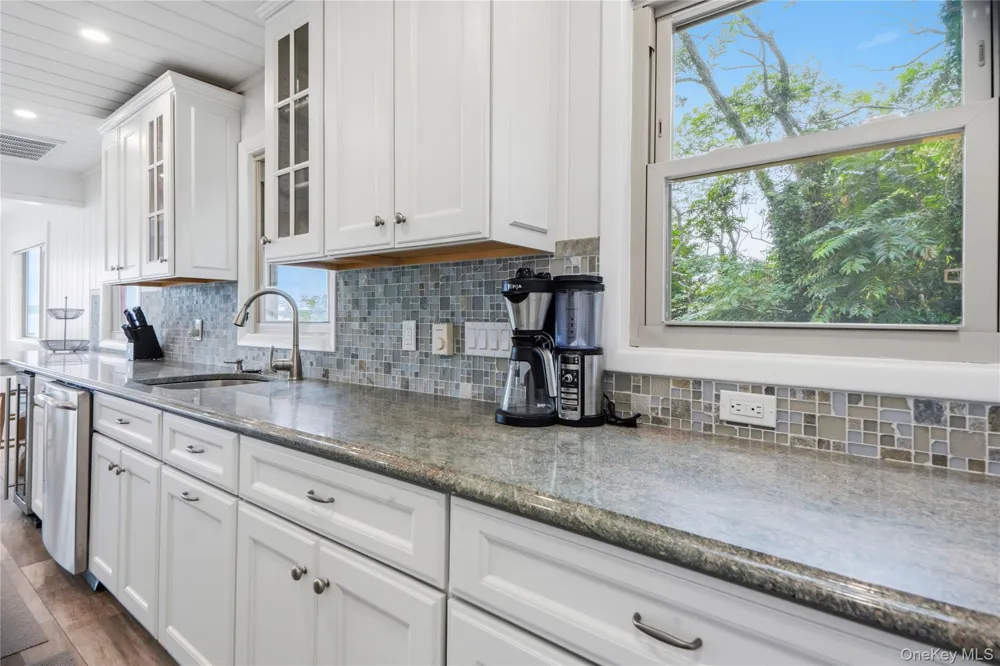 23 Scallop Lane South Jamesport, NY 11970