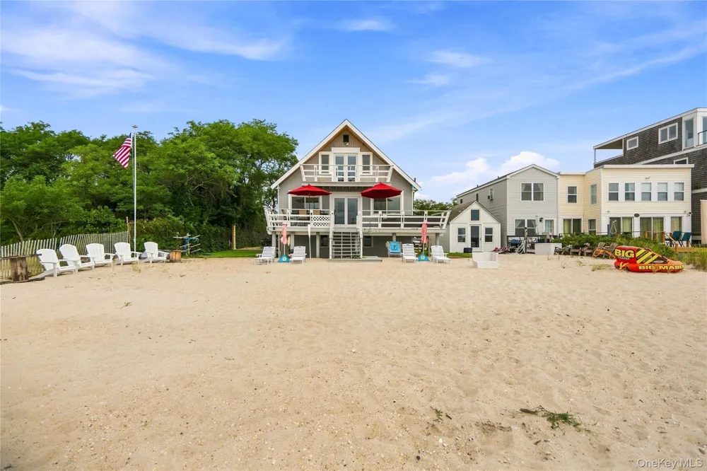 23 Scallop Lane South Jamesport, NY 11970