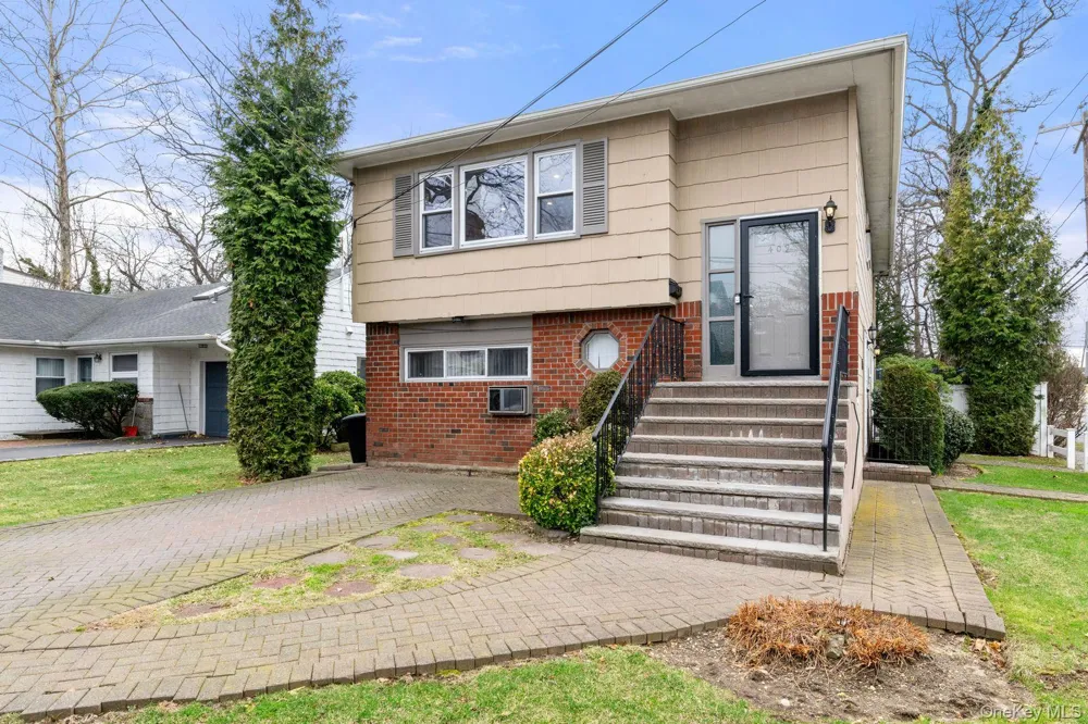 409 barnard Avenue Woodmere, NY 11559