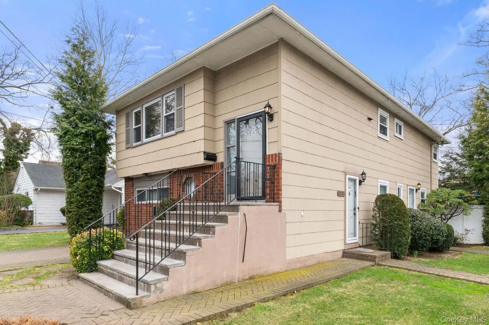 409 barnard Avenue Woodmere, NY 11559