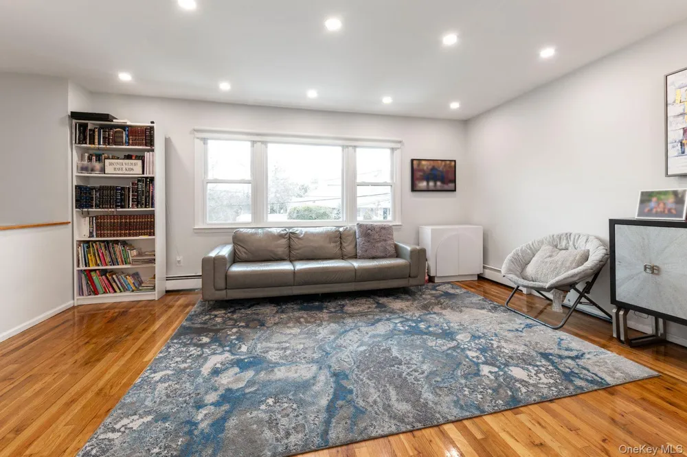409 barnard Avenue Woodmere, NY 11559
