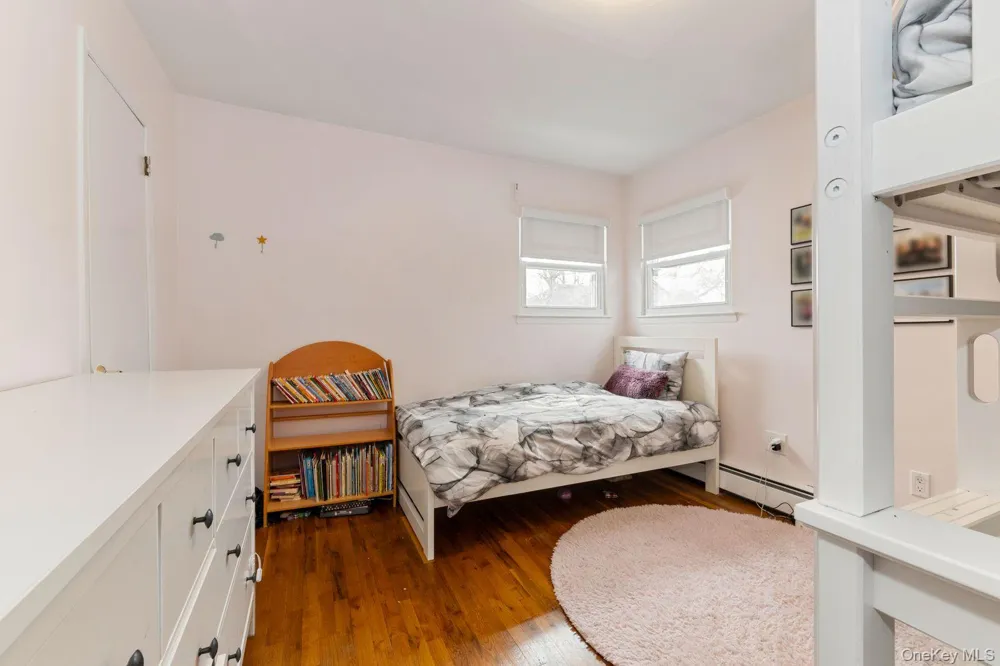 409 barnard Avenue Woodmere, NY 11559