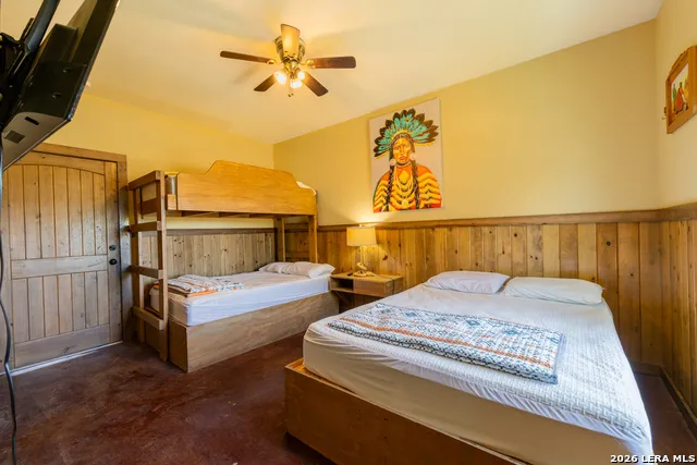 726 Tierra Linda Concan, TX 78838