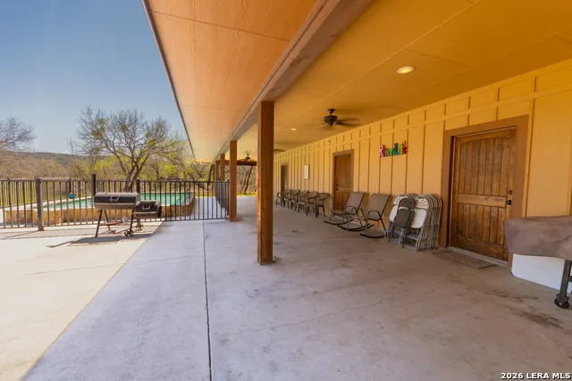 726 Tierra Linda Concan, TX 78838