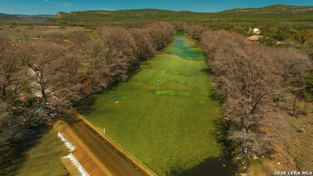 726 Tierra Linda Concan, TX 78838