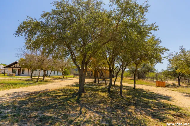 726 Tierra Linda Concan, TX 78838