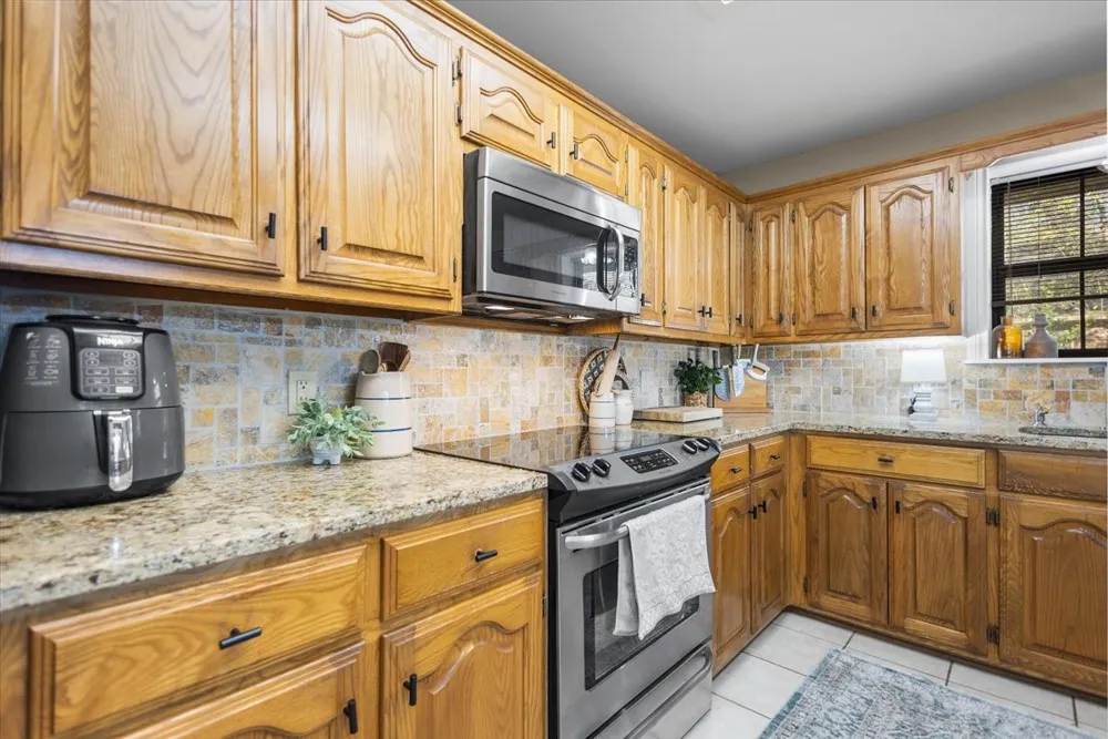 1635 Meadowlark Drive Hideaway, TX 75771