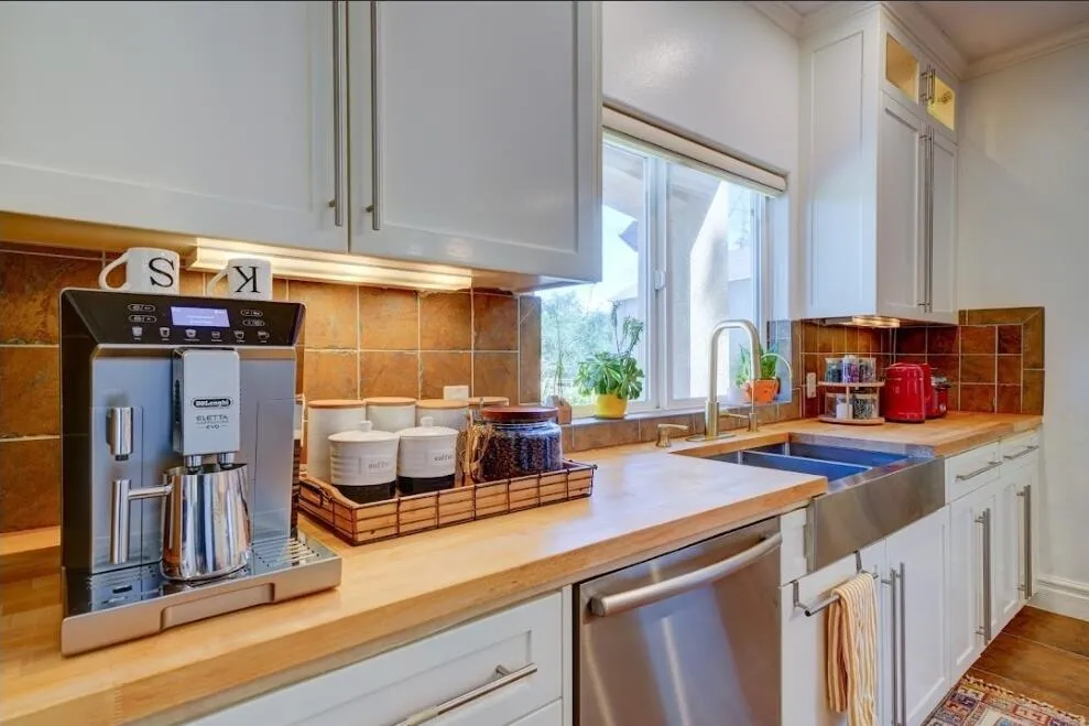1377 Knoll Road ##B Redlands, CA 92373