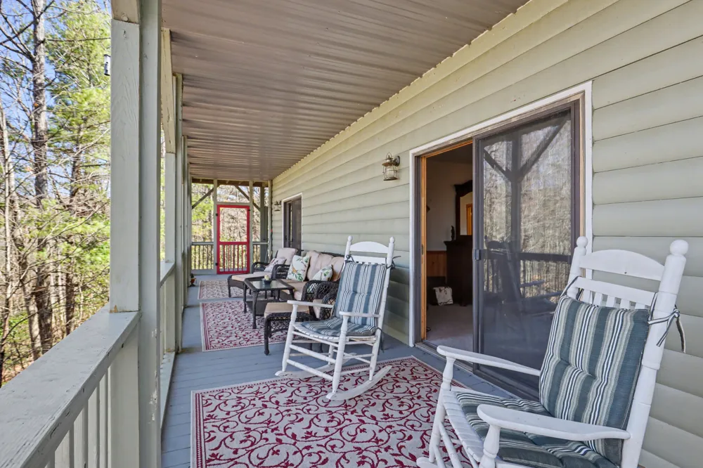 437 High Point Drive Scaly Mountain, NC 28775