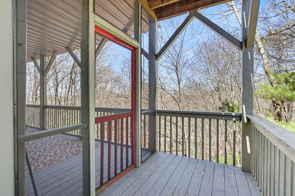 437 High Point Drive Scaly Mountain, NC 28775