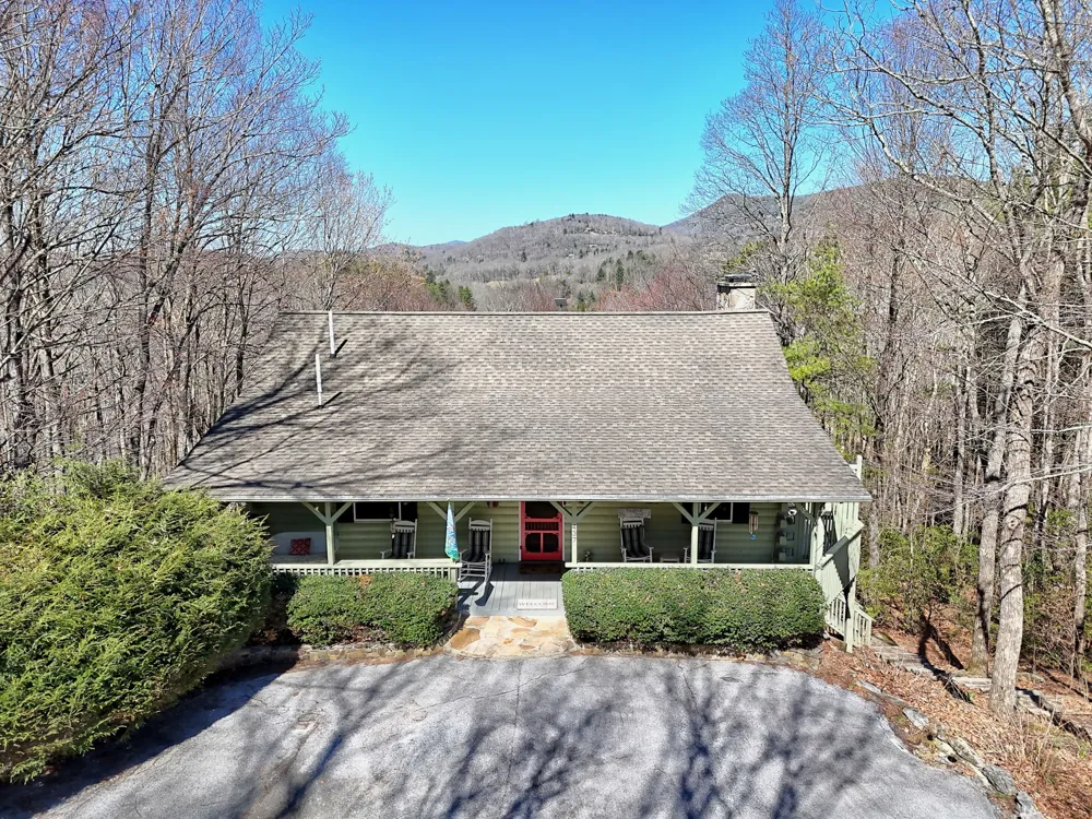 437 High Point Drive Scaly Mountain, NC 28775