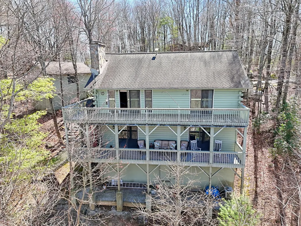 437 High Point Drive Scaly Mountain, NC 28775
