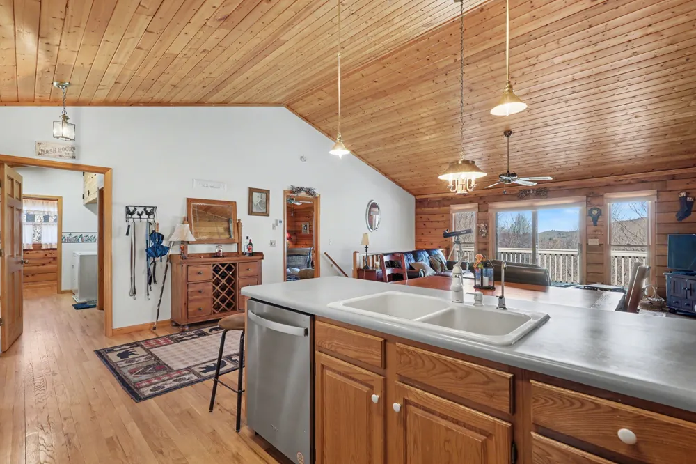 437 High Point Drive Scaly Mountain, NC 28775