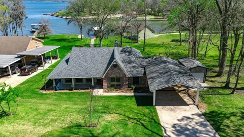 310 Cove Loop