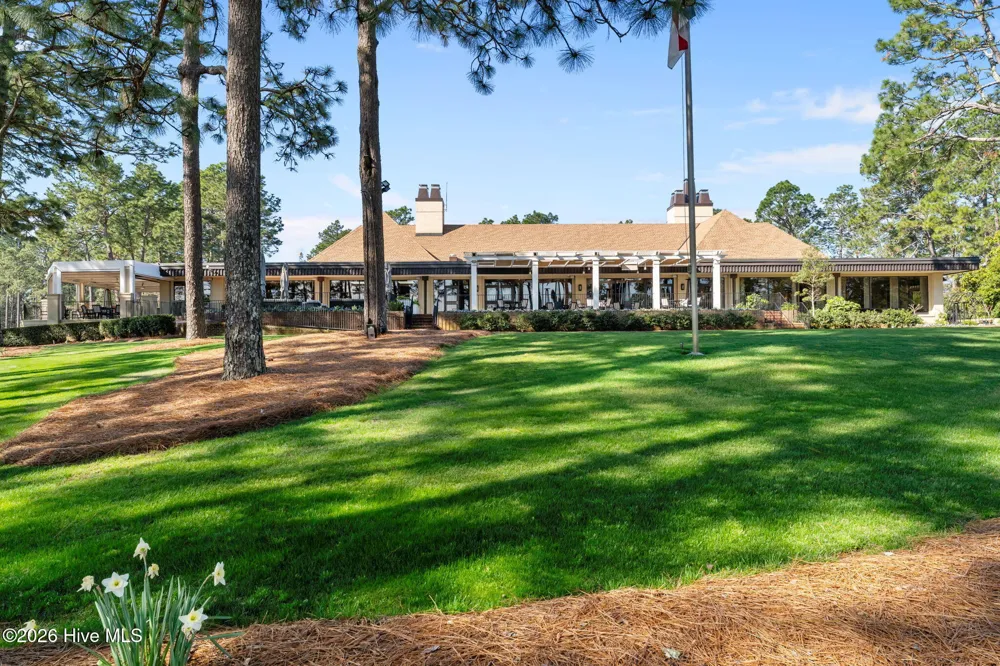 825 Lake Dornoch Drive Pinehurst, NC 28374