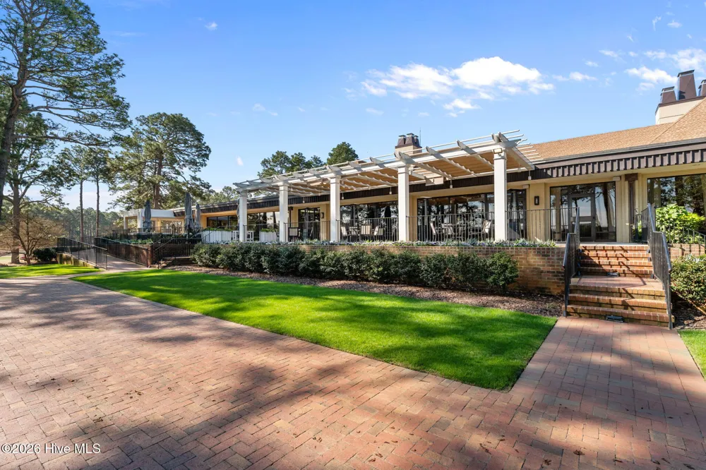 825 Lake Dornoch Drive Pinehurst, NC 28374