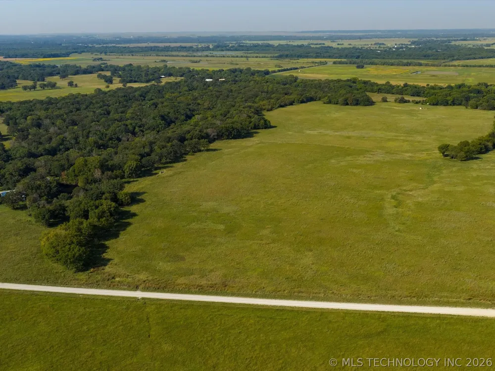 4025 ROAD Ramona, OK 74061