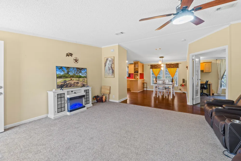 700 Mustang Lane Killeen, TX 76549
