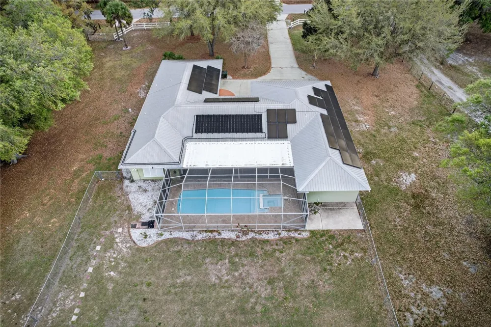 2065 OAK BEACH BOULEVARD Sebring, FL 33875