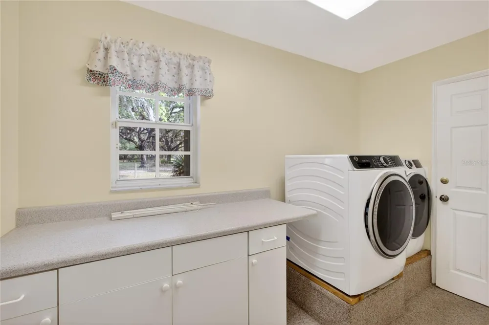 2065 OAK BEACH BOULEVARD Sebring, FL 33875