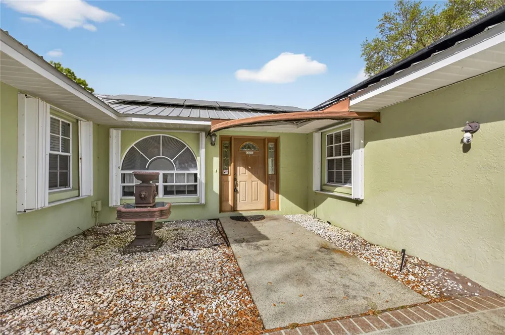 2065 OAK BEACH BOULEVARD Sebring, FL 33875