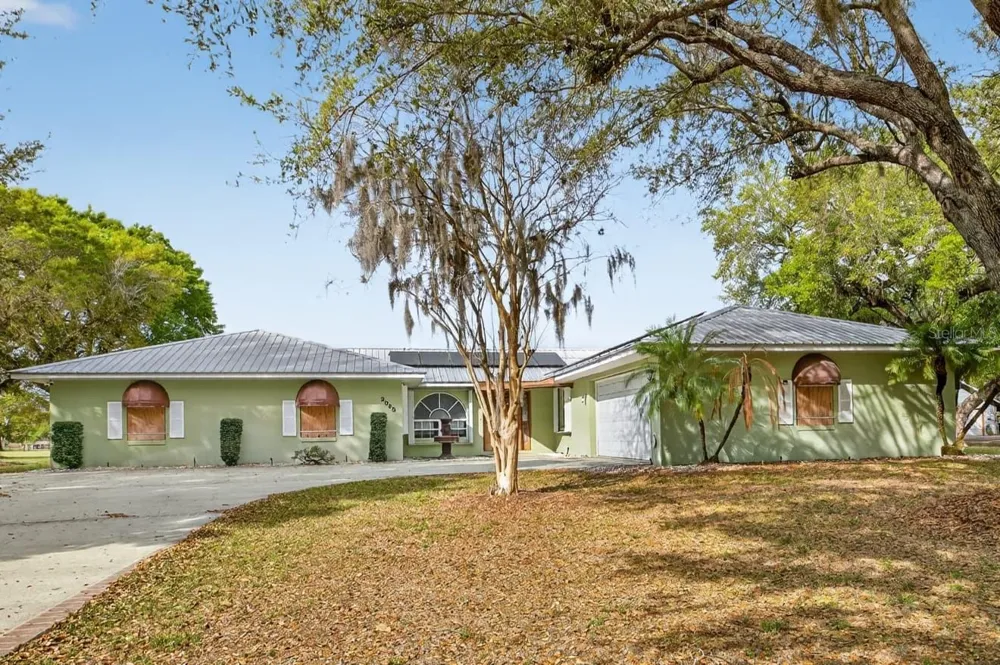 2065 OAK BEACH BOULEVARD Sebring, FL 33875