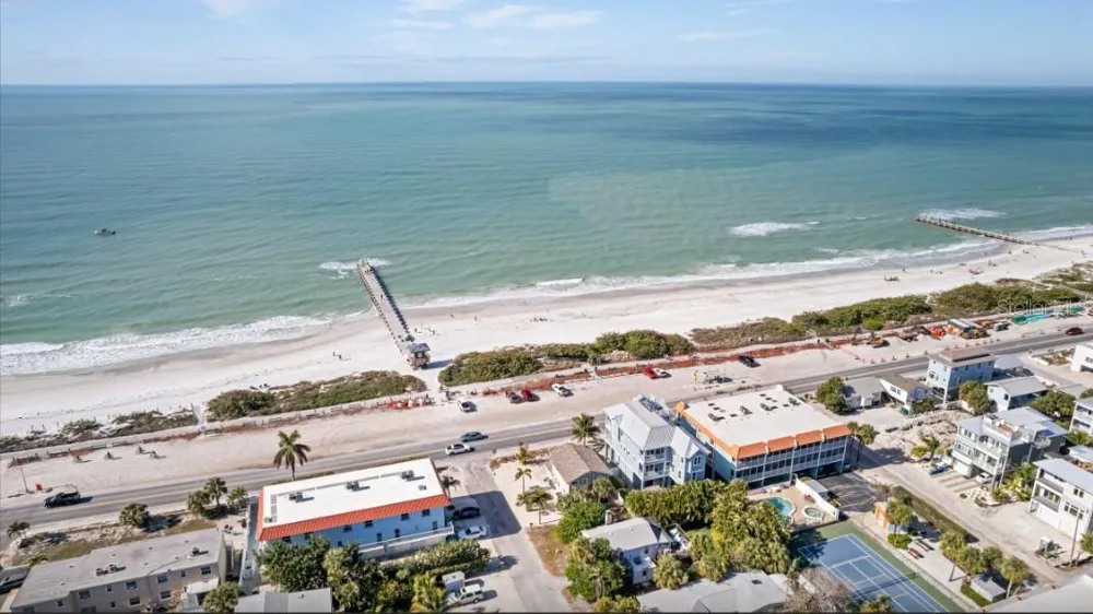 903 GULF DRIVE S Bradenton Beach, FL 34217