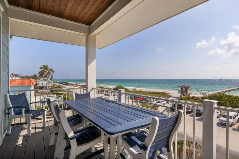 903 GULF DRIVE S Bradenton Beach, FL 34217