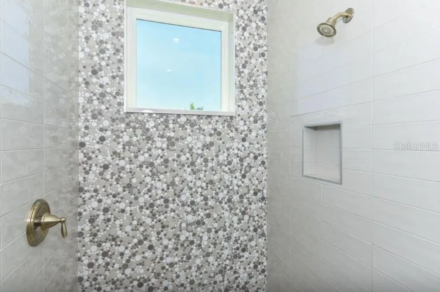 903 GULF DRIVE S Bradenton Beach, FL 34217