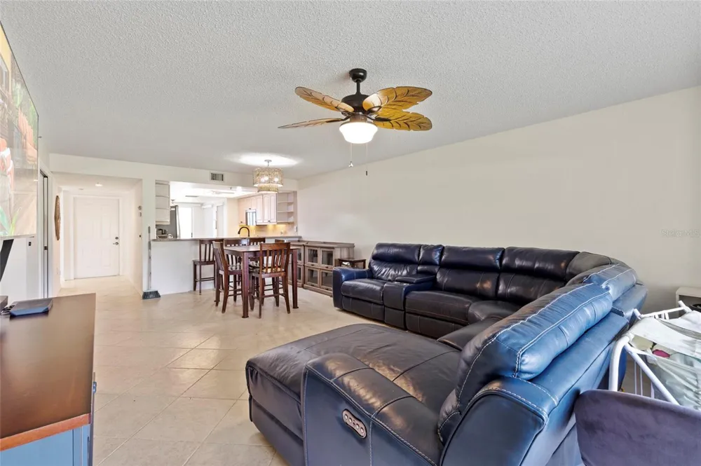 6611 STONE RIVER ROAD #102 Bradenton, FL 34203