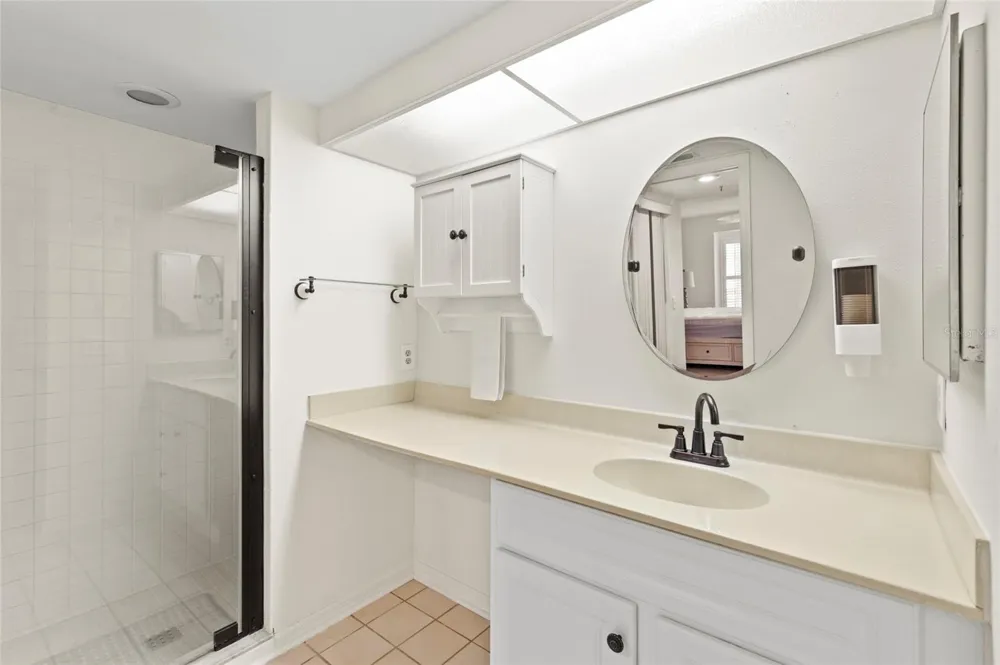 6611 STONE RIVER ROAD #102 Bradenton, FL 34203