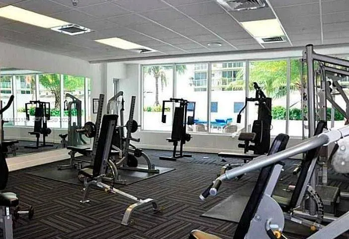 1750 Bayshore Dr #1104 Miami, FL 33132