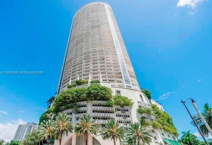 1750 Bayshore Dr #1104 Miami, FL 33132