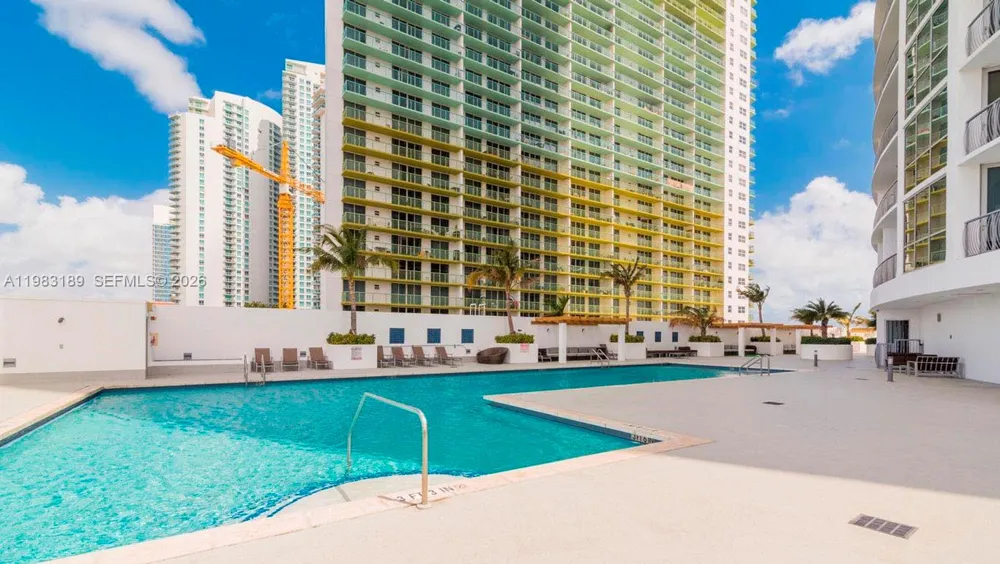 1750 Bayshore Dr #1104 Miami, FL 33132