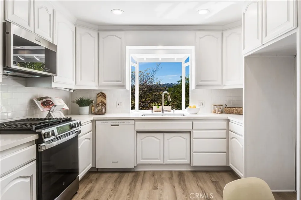 4240 Via Pinzon Palos Verdes Estates, CA 90274