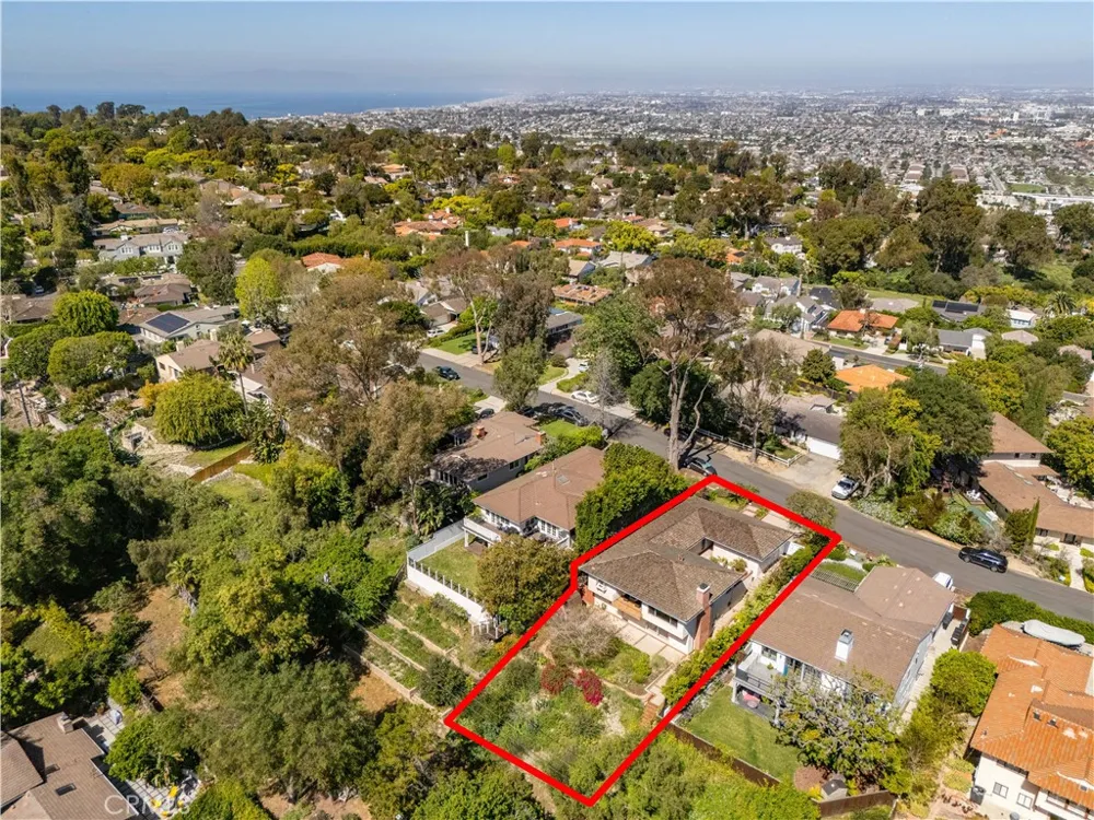 4240 Via Pinzon Palos Verdes Estates, CA 90274