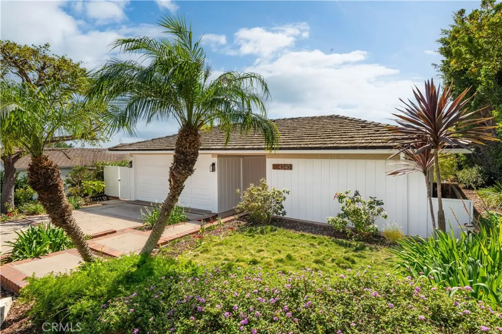 4240 Via Pinzon Palos Verdes Estates, CA 90274