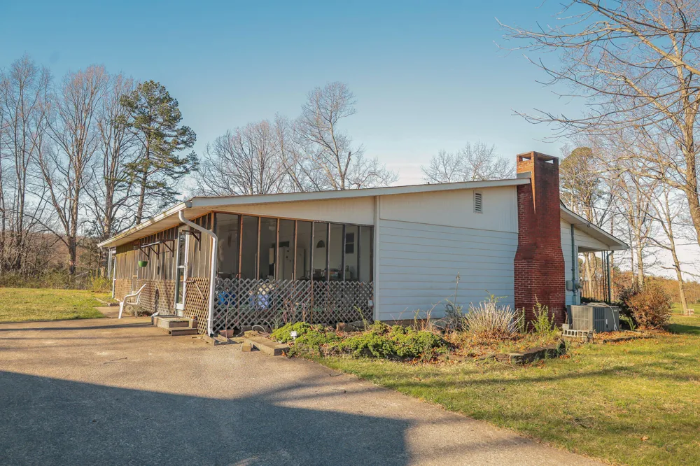 12733 Jones Gap Road Soddy Daisy, TN 37379