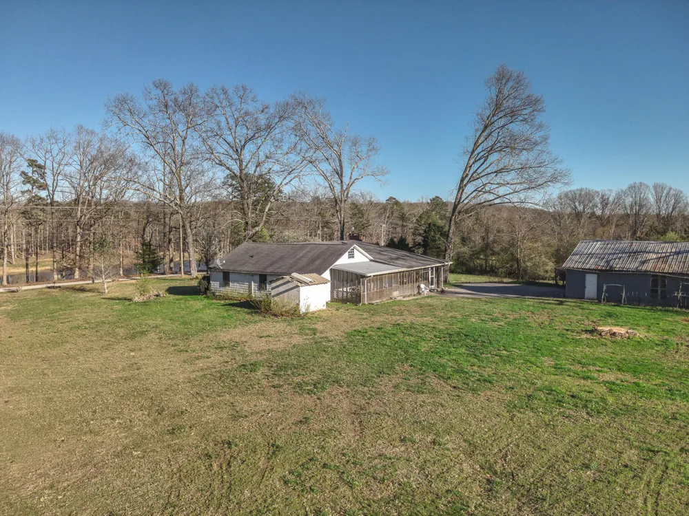 12733 Jones Gap Road Soddy Daisy, TN 37379