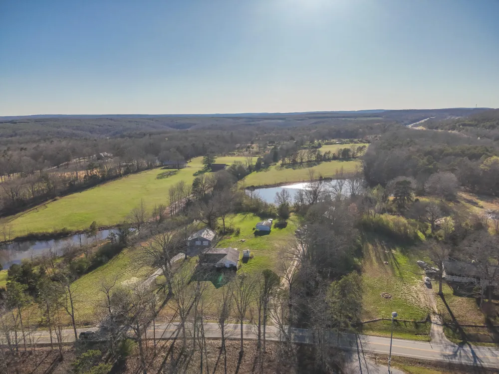 12733 Jones Gap Road Soddy Daisy, TN 37379