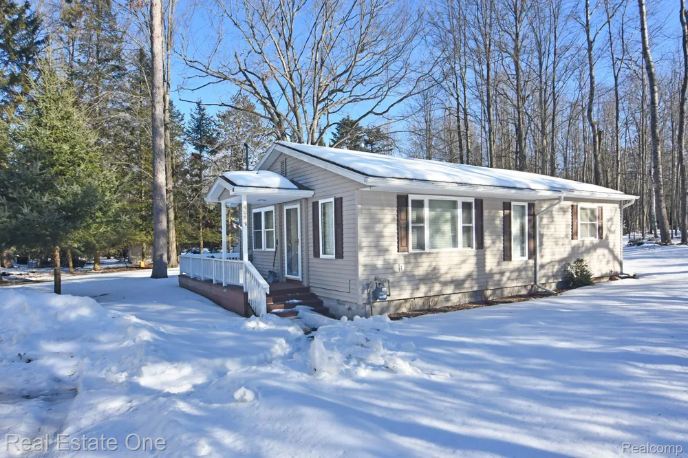 4284 Norway Road Alcona Township, MI 48742