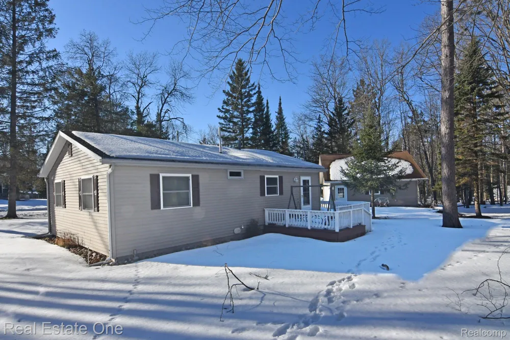 4284 Norway Road Alcona Township, MI 48742