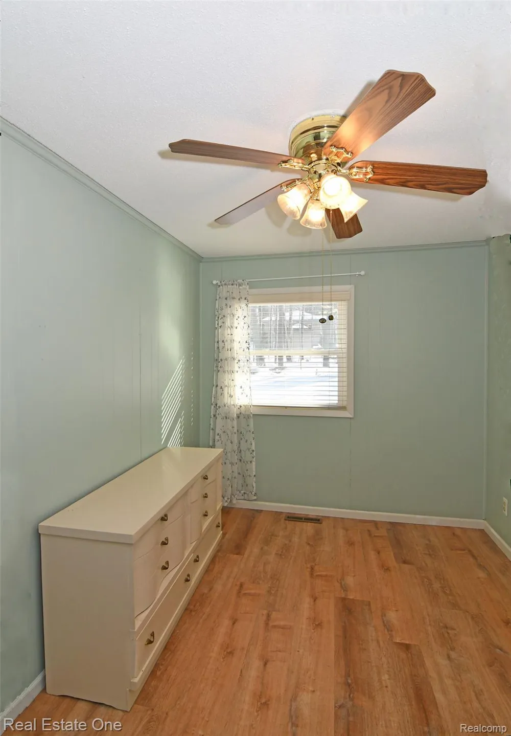 4284 Norway Road Alcona Township, MI 48742