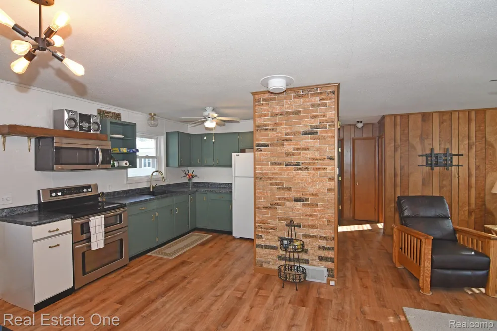 4284 Norway Road Alcona Township, MI 48742