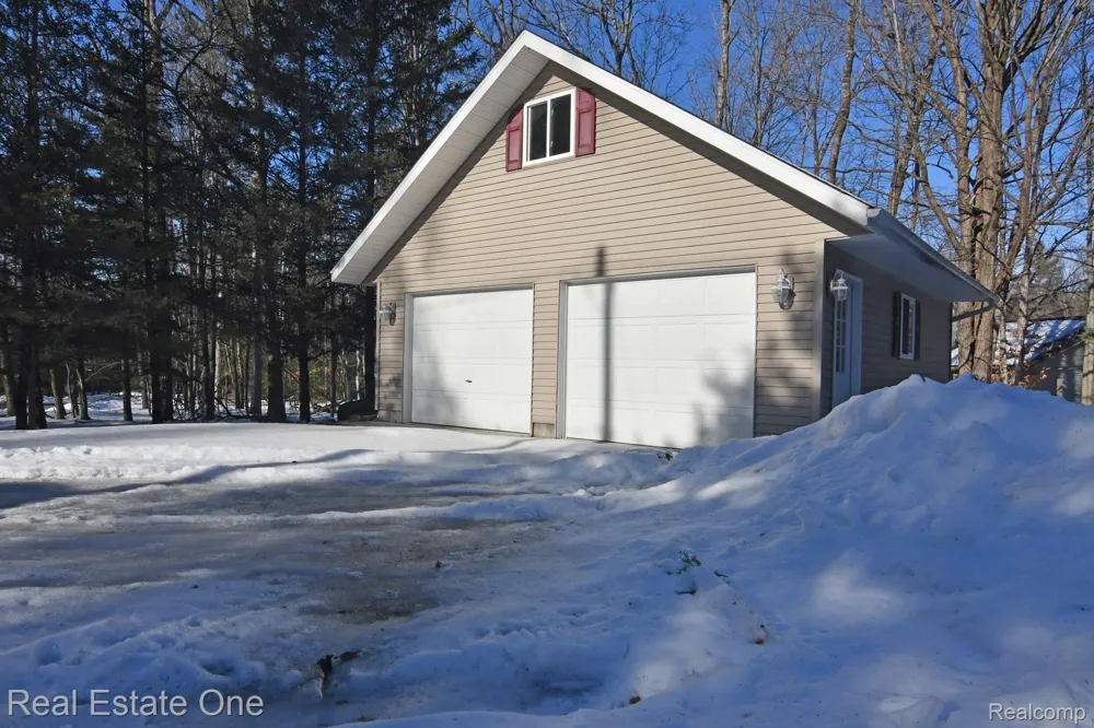 4284 Norway Road Alcona Township, MI 48742