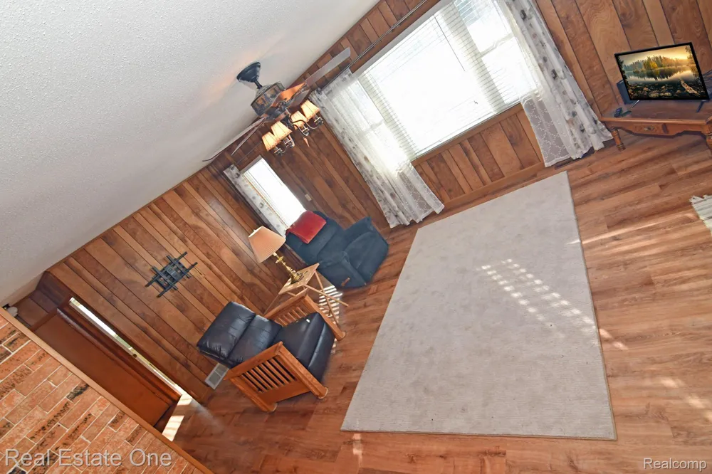 4284 Norway Road Alcona Township, MI 48742